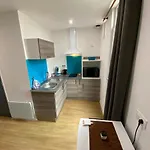 Au Bouquet Troyen - Wifi - Calme Et Tranquillite * Troyes