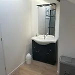 Daire Au Bouquet Troyen - Wifi - Calme Et Tranquillite Troyes