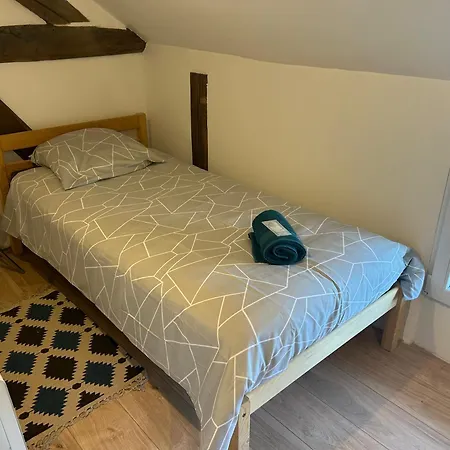 Au Bouquet Troyen - Wifi - Calme Et Tranquillite Апартаменты