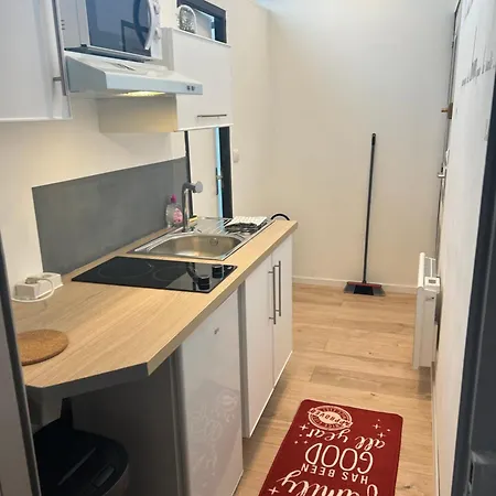 Au Bouquet Troyen - Wifi - Calme Et Tranquillite Апартаменты Труа